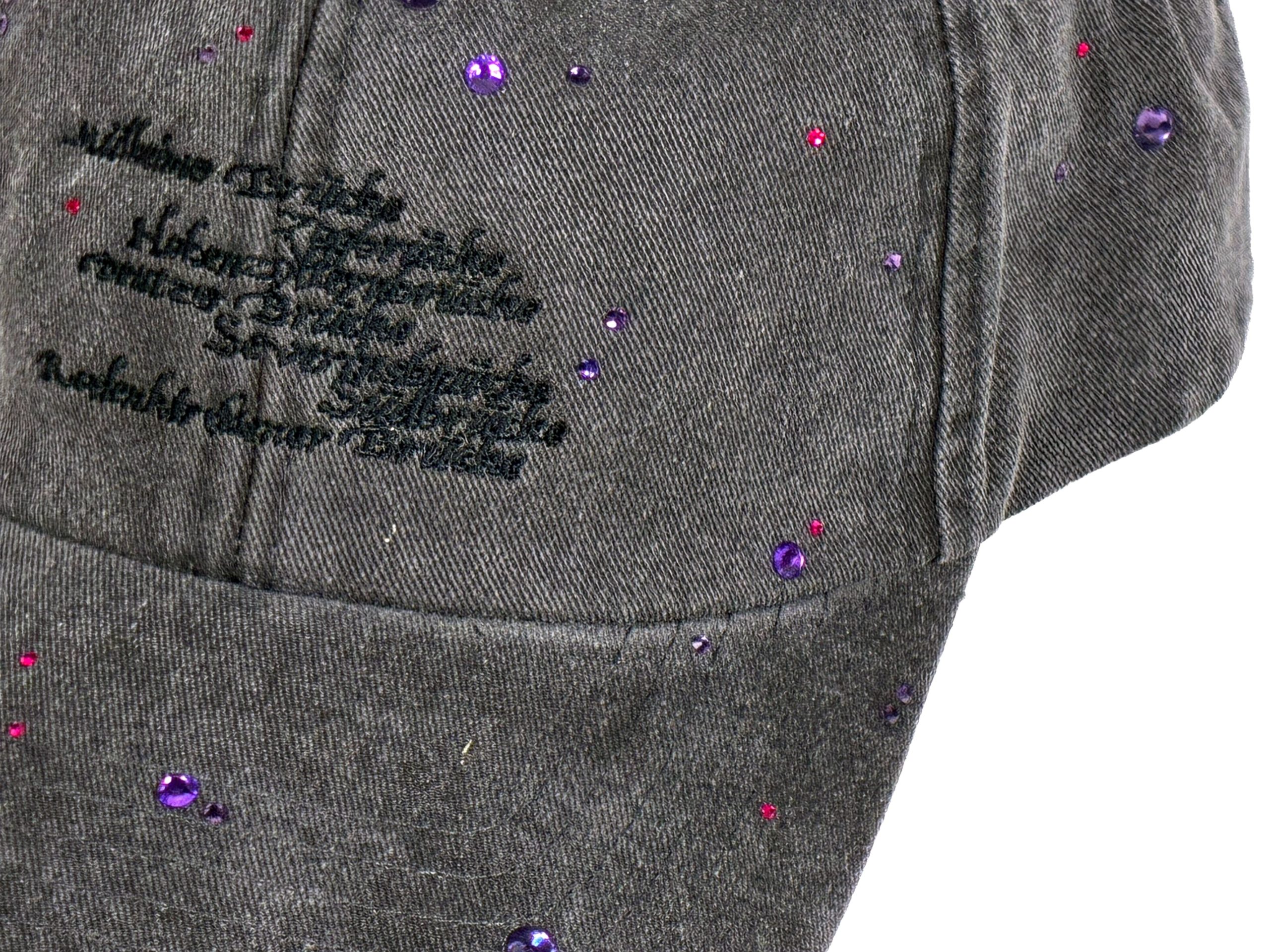 Product image of Über Brücken Bridging Rhinestone Cap